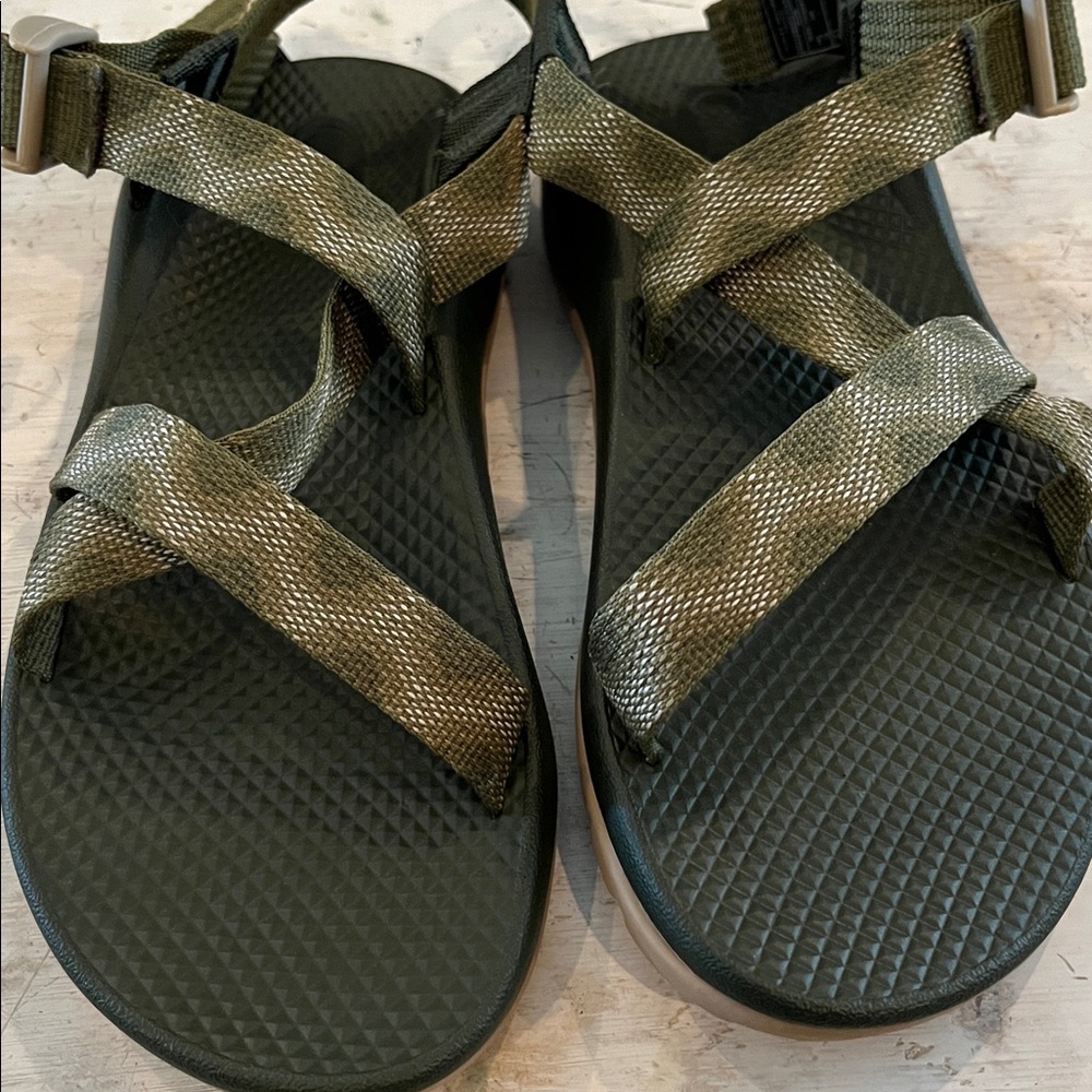 CHACO
Kids Z1 Ecotread Sandals - Vortex Avocado| size 5 - Picture 2 of 7